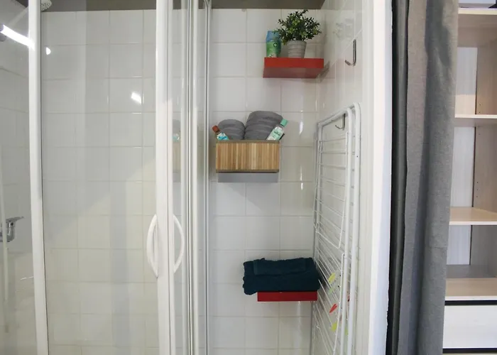 La Station - A Proximite Immediate De La Gare